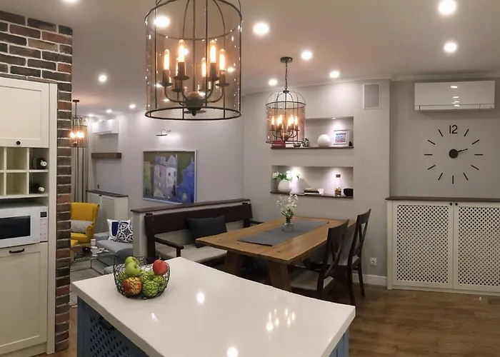 A Luxury Apartment With Patio And Bbq